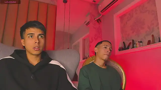 MaicolSmiith  online show from April 11, 12:59 am