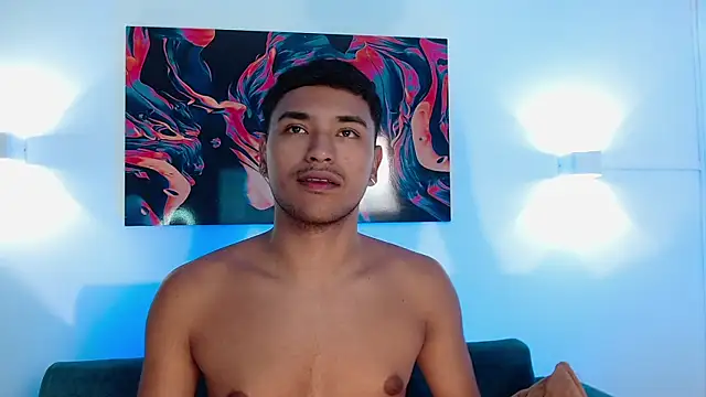 SeanStonee online show from April 17, 7:50 pm