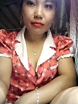 Giang-mylove online show from April 12, 11:15 am