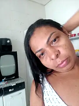 Crislover77 online show from April 1, 11:44 am