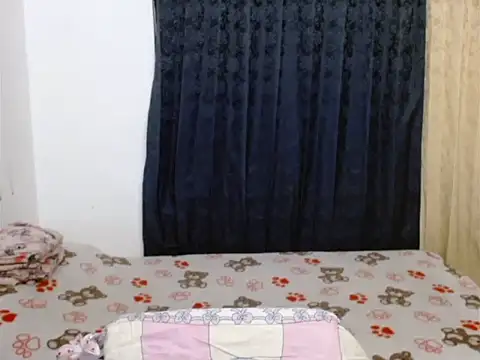 iris stream online show from April 15, 5:03 am