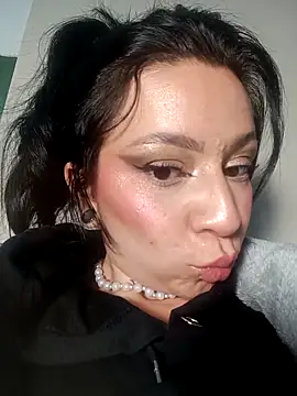 Kollontai online show from April 16, 3:40 am