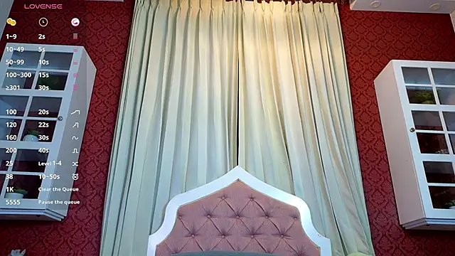 KristinaGriner online show from March 31, 4:24 am