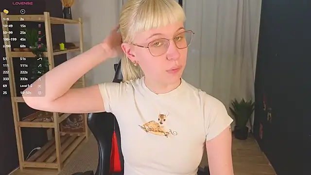 call me heaven online show from April 17, 3:15 pm