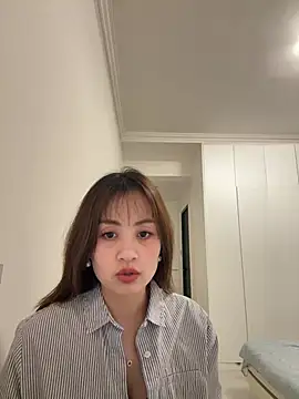 Yang 218 online show from April 10, 10:53 am