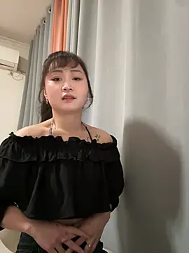 Huihui 518 online show from April 12, 6:07 am