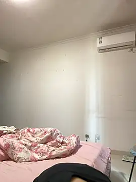 Huihui 518 online show from April 15, 7:37 am