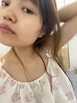 -Vaci- online show from April 14, 1:50 pm