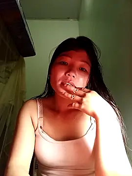 -Quyny- online show from April 2, 12:36 pm