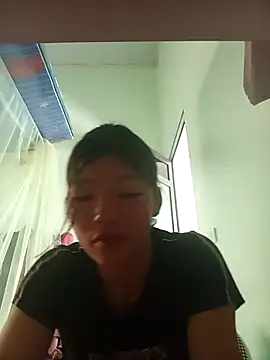 -Quyny- online show from April 8, 7:52 am