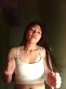 -Quyny- online show from April 10, 8:02 pm