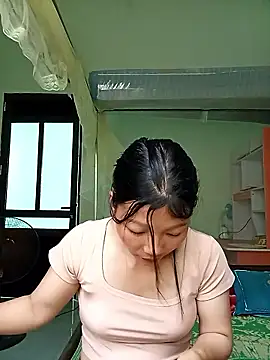 -Quyny- online show from April 15, 7:37 am