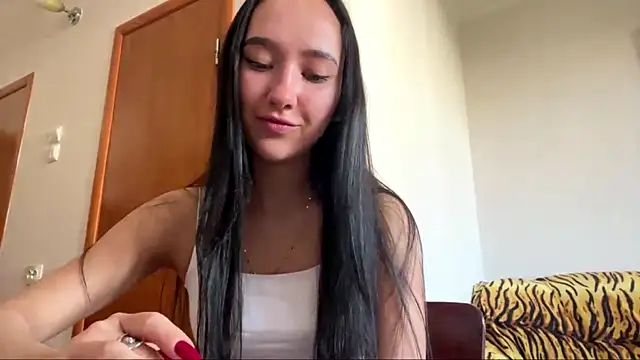 Liesenaniles online show from April 15, 6:09 am