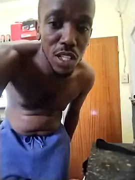 SteedyGee online show from April 11, 7:45 am