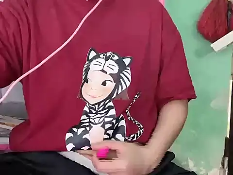 LunoChuckie online show from March 30, 1:50 am