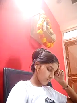 TANU01990 online show from May 31, 4:31 am
