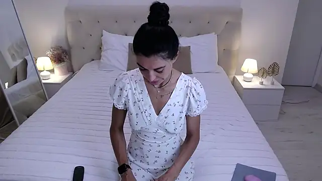 AriannaCruise online show from July 5, 3:34 am
