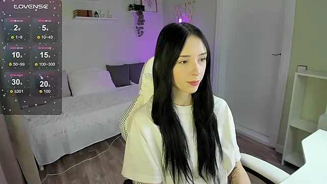 AnnaOddy online show from March 30, 8:15 am