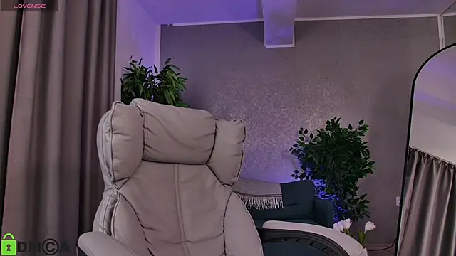 SandraBabeXO online show from April 15, 4:08 am