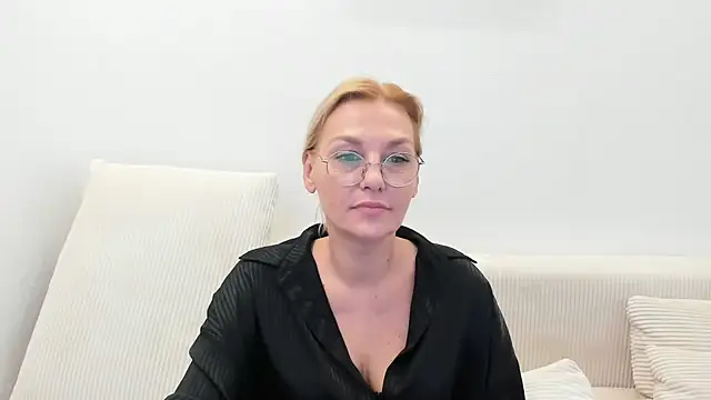 OeigesMik online show from April 4, 11:51 am