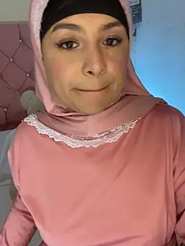 Snapshot of alia_asad chatting on June 10, 12:26 pm alia asad online show from June 10, 12:26 pm