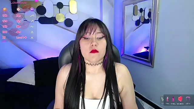 Pandora mask online show from March 31, 7:03 pm