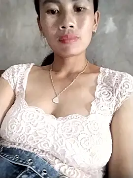 djdddj1 online show from April 14, 3:45 am