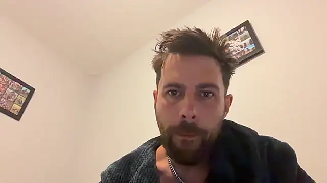 DaveRoyale online show from April 17, 9:12 am