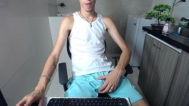 Zamaelprime  online show from April 13, 5:24 am