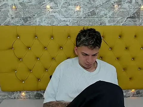 Max sstteel online show from April 10, 1:27 pm