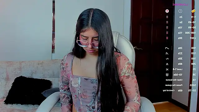 miia bx online show from April 7, 1:11 pm