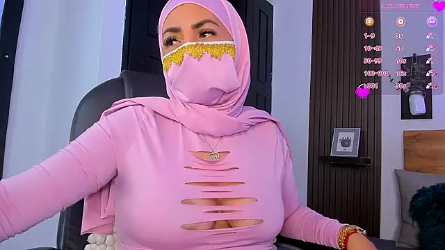 Nailea   online show from March 31, 1:51 am