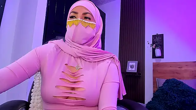 Nailea   online show from April 9, 2:33 am