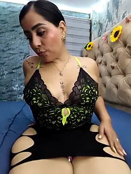 val eria online show from April 2, 3:48 am