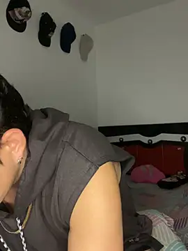 Johannes mills online show from April 8, 1:05 am