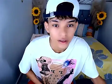 chris evans77 online show from March 31, 12:49 pm