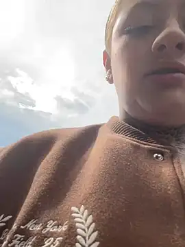 Eliee--Roth online show from March 31, 7:58 pm