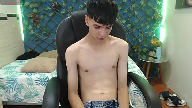 maxim rod online show from April 10, 3:45 am