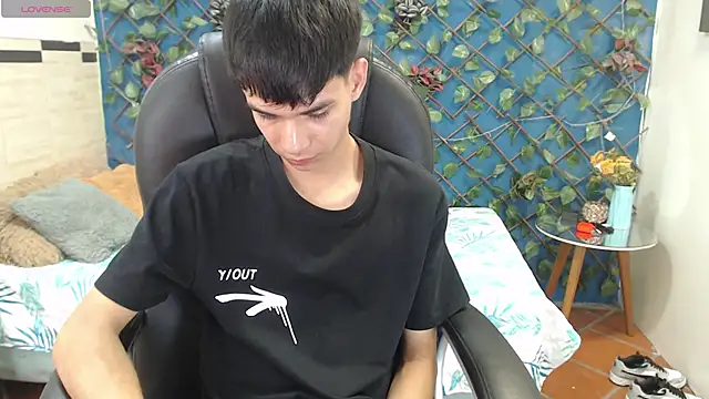 maxim rod online show from April 12, 3:33 am