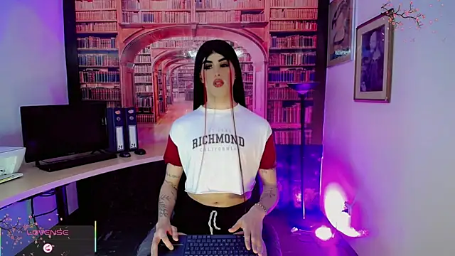 rashell queen online show from April 7, 7:14 pm