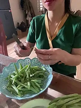 Phale2xx online show from April 4, 7:17 am