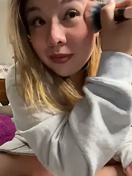 spicymichelle online show from April 16, 2:34 am