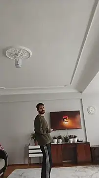 hornyturkishboy1994 online show from April 18, 8:40 am