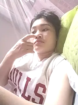 Saryloveparadise online show from April 4, 8:23 am