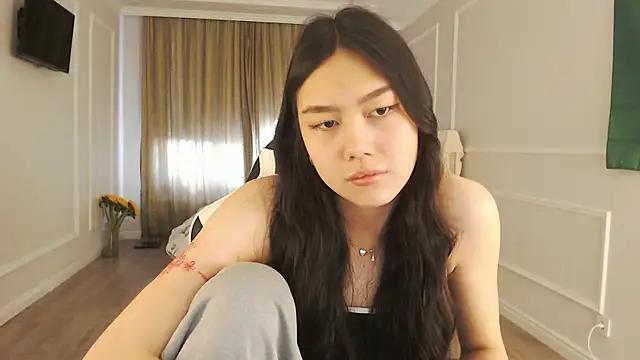 SecretTiny online show from July 15, 3:34 am