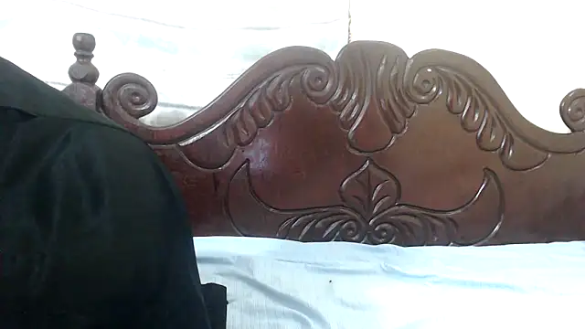 emmytease online show from April 12, 10:09 am