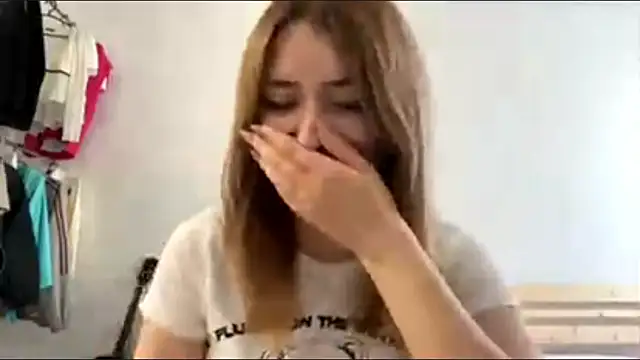 CassiPlacido online show from April 18, 8:18 am