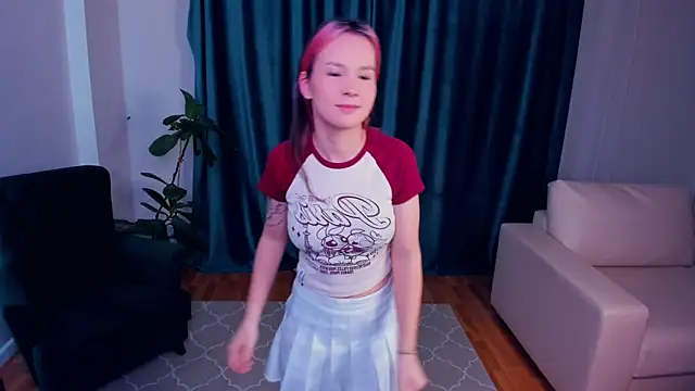 EnolaNewand online show from April 7, 3:12 pm