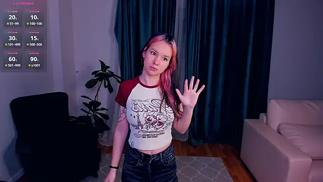 EnolaNewand online show from April 10, 5:17 pm