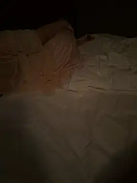 tanhualang001 online show from April 15, 12:06 am